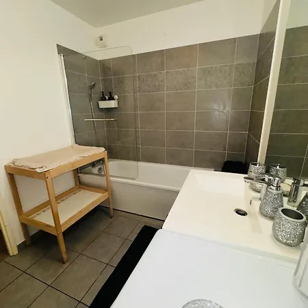 Avec Terrasse 13m2 Hyper Centre Bois-Colombes