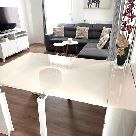 Appartamento Avec Terrasse 13m2 Hyper Centre Bois-Colombes
