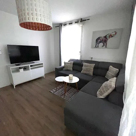Avec Terrasse 13m2 Hyper Centre * Bois-Colombes