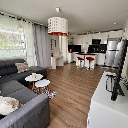 Appartamento Avec Terrasse 13m2 Hyper Centre Bois-Colombes